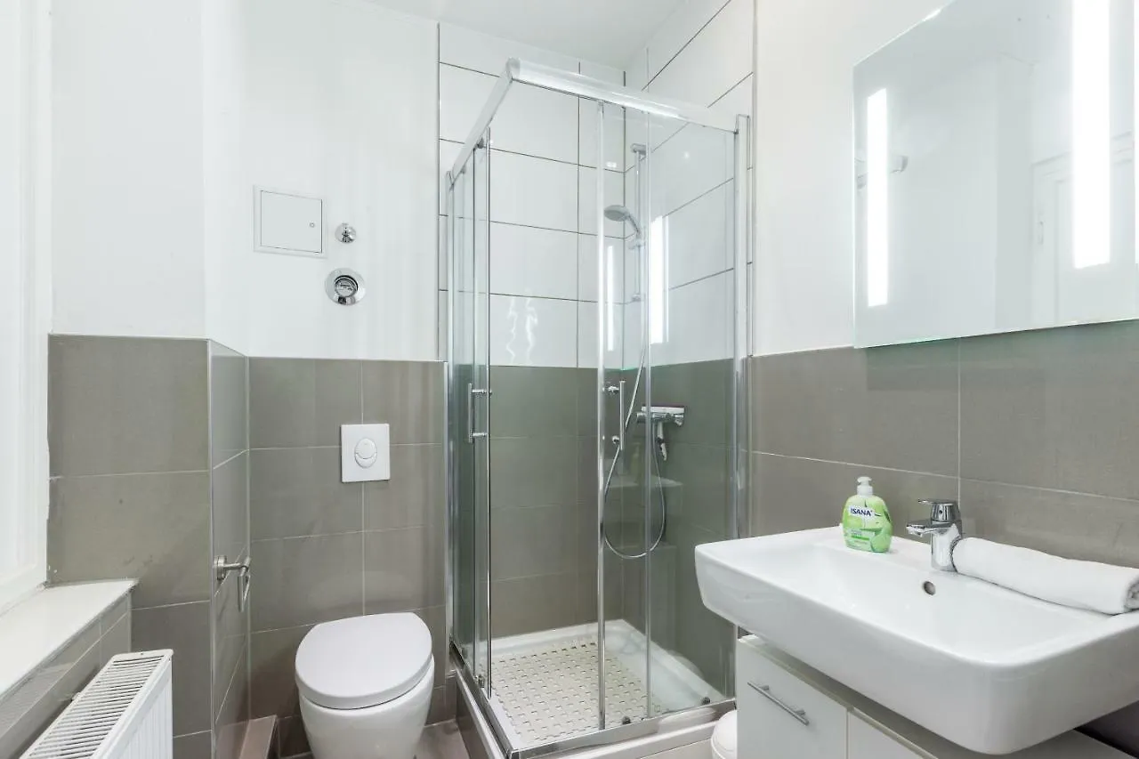 Dilo Apartments - Mygold Apartment 120 Sqm Berlin Németország