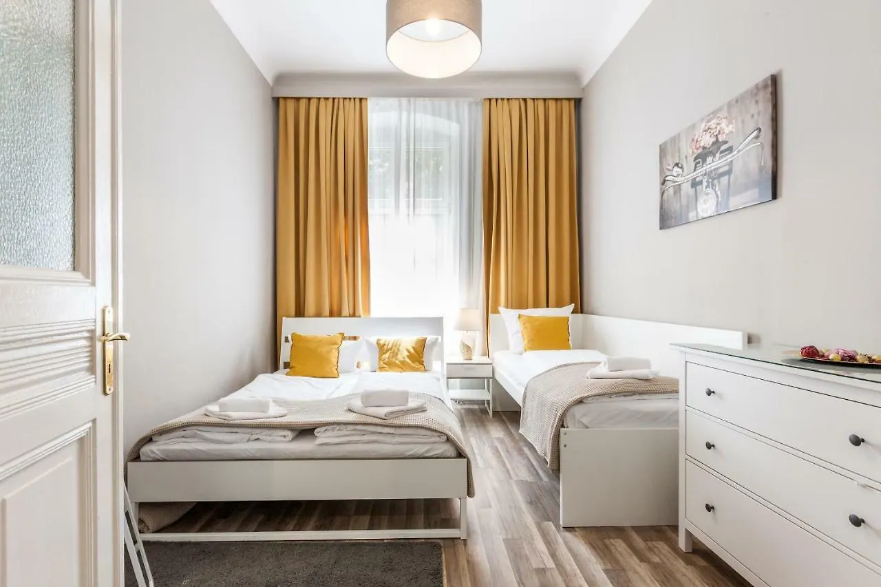 Dilo Apartments - Mygold Apartment 120 Sqm Berlin 0*,