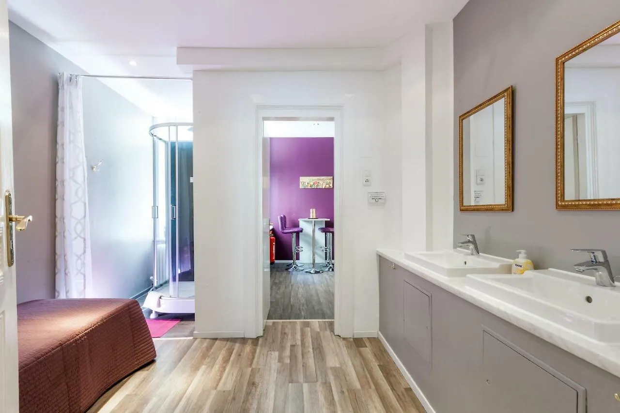 Dilo Apartments - Mygold Apartment 120 Sqm Berlin