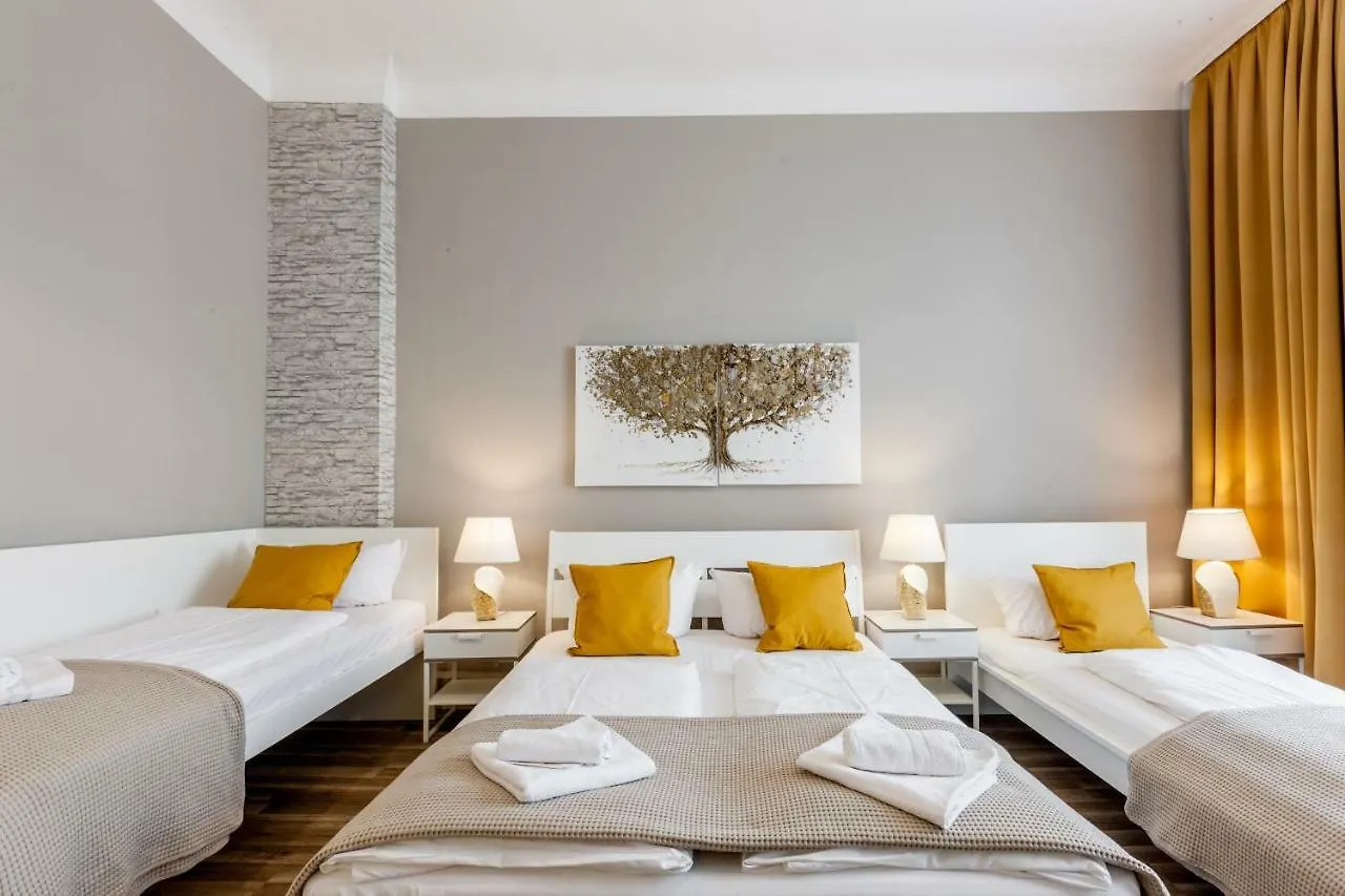 Dilo Apartments - Mygold Apartment 120 Sqm Berlin